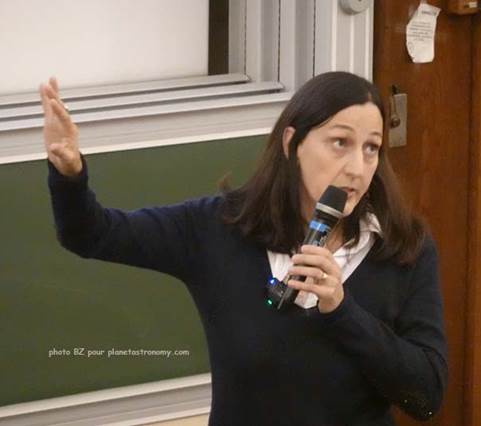 Une image contenant personne, habits, Visage humain, int�rieur

Le contenu g�n�r� par l�IA peut �tre incorrect.