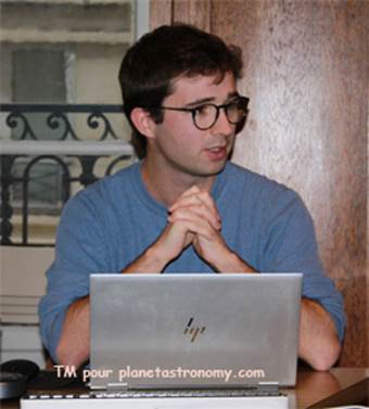 Une image contenant personne, verres, Visage humain, ordinateur portable

Le contenu g�n�r� par l�IA peut �tre incorrect.